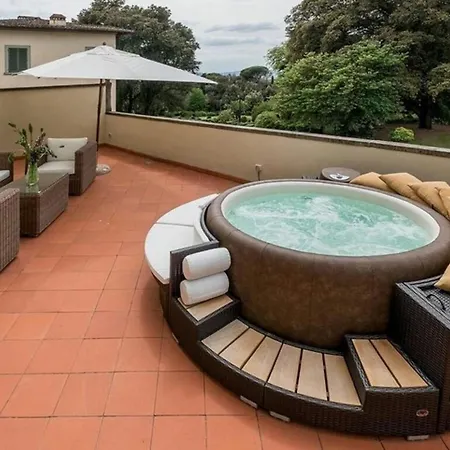 The Florentine Heritage Estate - Pool & Jacuzzi Φλωρεντία